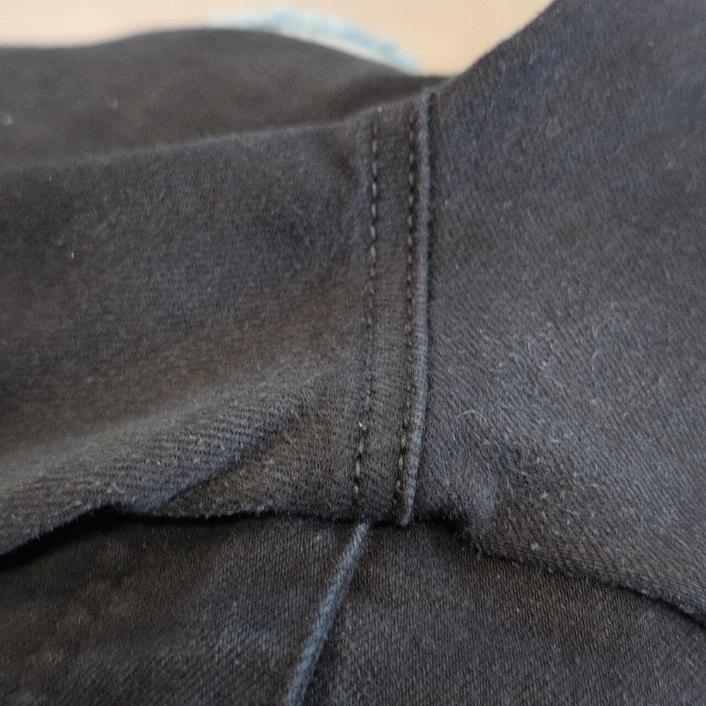 Talbot's Petite Slim Ankle Black Jeans - Picture 8 of 8
